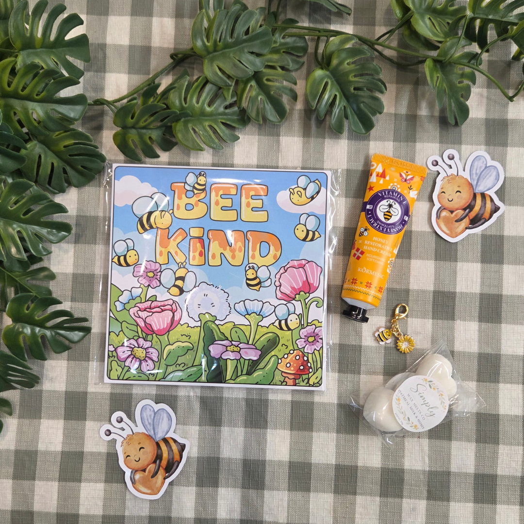 ** PRE-ORDER ** BEE KIND COLOURING GIFT SET